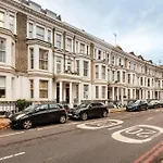 Fabulous Two Bed Apt In Heart Of Chelsea - London