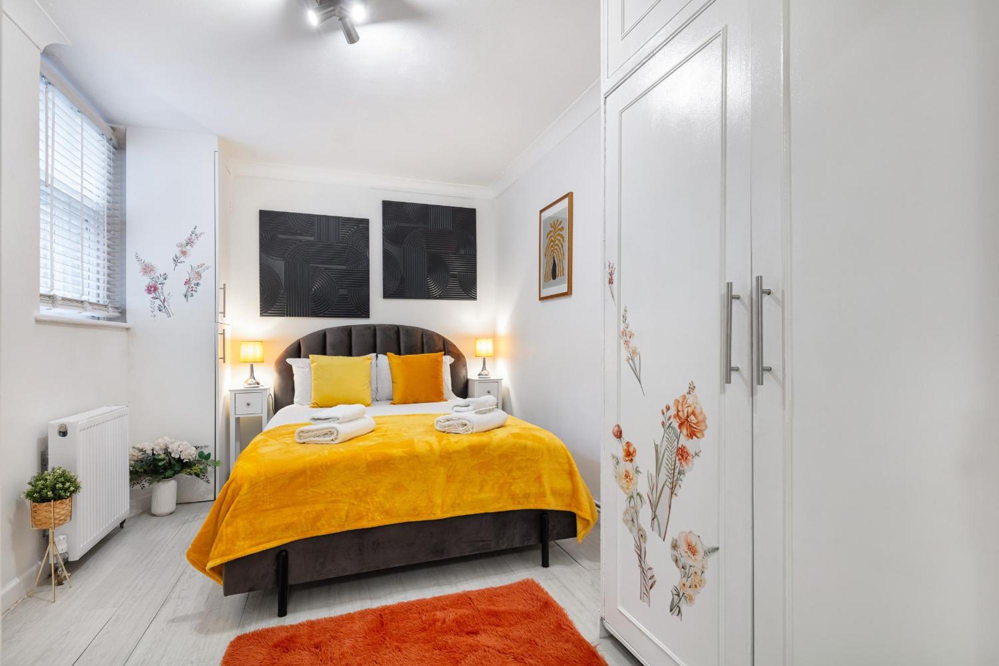 Fabulous Two Bed In Heart Of Chelsea - * London